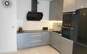 Caskada Modern Apartment 3 NOWY APARTAMENTOWIEC WINDA
